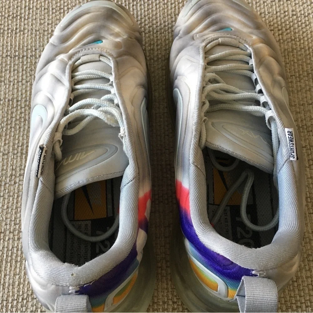 Nike Air Max 720  Women’s Size 8.5